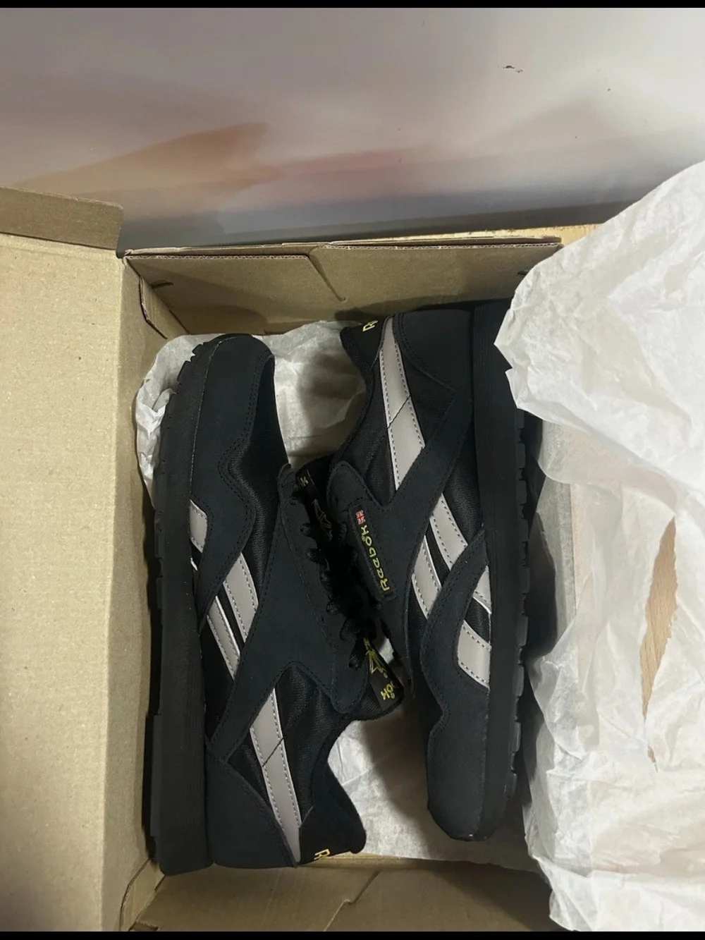 Reebok Unisex Classic Nylon 100230984 Black Gray Yellow Lace-Up Low Top Running